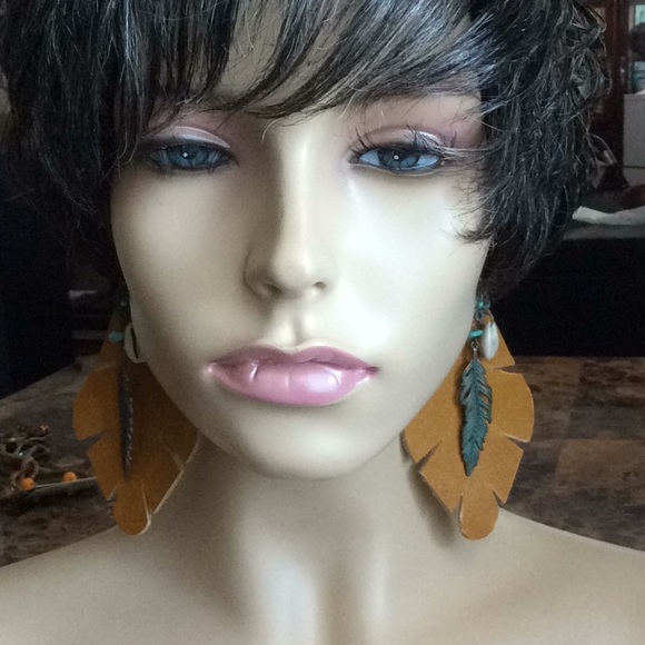 Genuine Leather Tan Leaf Earrings - Picture 3 of 7